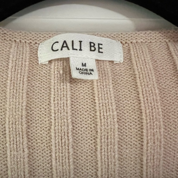 Cropped knit sweater - Picture 2 of 3